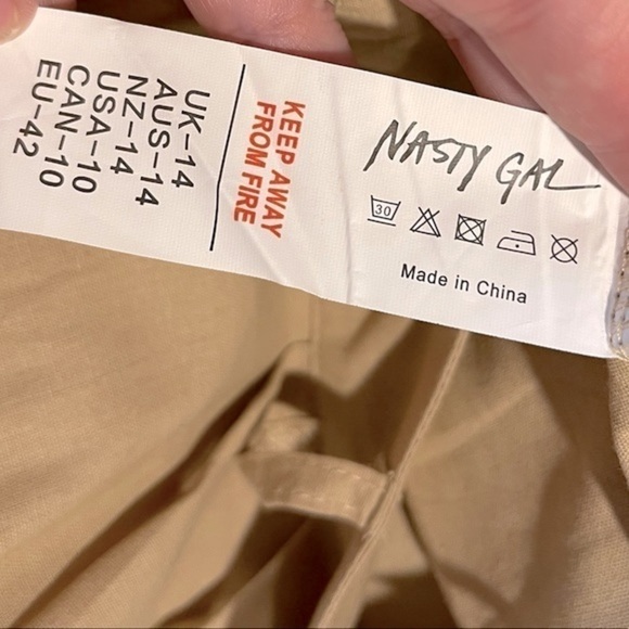 Nasty Gal Linen Blend High Waist Shorts, Stone, Size 10 - Picture 6 of 8